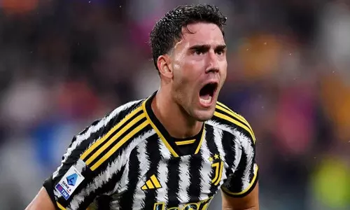 யுவான்டஸ் ஸ்ட்ரைக்கரை ஒப்பந்தம் செய்ய ஆர்வம் காட்டும் ஆர்சனல்