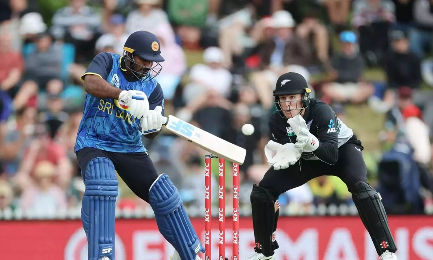 நியூசிலாந்துக்கு எதிரான 3-வது டி20: 44 பந்தில் சதம் விளாசிய குசால் பெரேரா