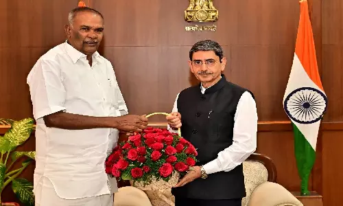 சட்டசபையில் உரையாற்ற கவர்னர் ஆர்.என்.ரவிக்கு சபாநாயகர் அப்பாவு நேரில் அழைப்பு