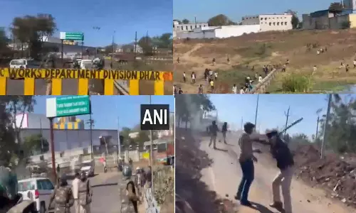 நச்சுக் கழிவை போபாலில் இருந்து பிதாம்பூருக்கு மாற்றியதற்கு எதிர்ப்பு தெரிவித்து போராட்டம்: போலீசார் தடியடி