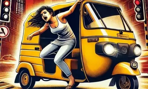 இரவில் தப்பான ரூட்டில் சென்ற டிரைவர்.. ஓடும் ஆட்டோவில் இருந்து குதித்த பெண் - பகீர் சம்பவம்