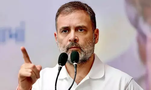 ஏகலைவன் போல் இளைஞர்களின் எதிர்காலத்தை அழிக்கிறது பா.ஜ.க: ராகுல் காந்தி