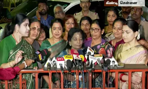 ஆளுநரை சந்தித்த பா.ஜ.க. மகளிர் அணி: மாணவி வன்கொடுமை வழக்கில் சிபிஐ விசாரணைக்கு கோரிக்கை