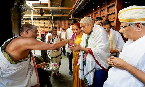 கோவில்களில் விஐபி கலாச்சாரத்தை ஒழிக்க வேண்டும் - குடியரசு துணை ஜனாதிபதி ஜகதீப் தன்கர்