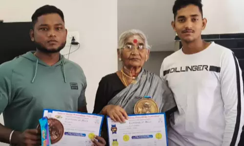 பளு தூக்கும் போட்டியில் தங்கம் வென்ற மூதாட்டி