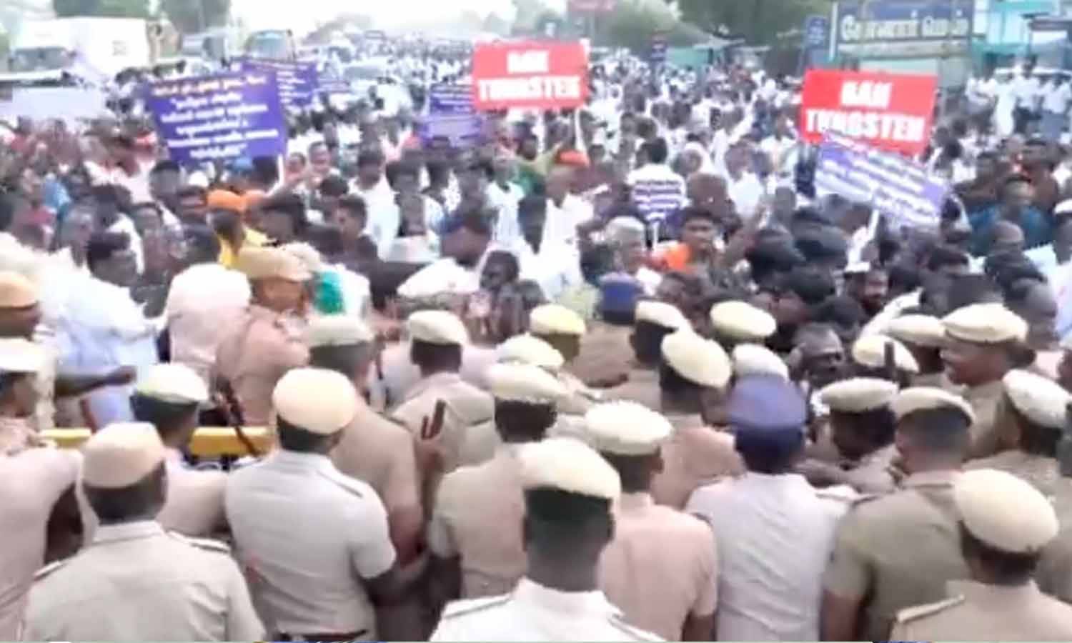 டங்ஸ்டன் திட்டத்திற்கு எதிர்ப்பு - பேரணி - மறியல் - போக்குவரத்து பாதிப்பு