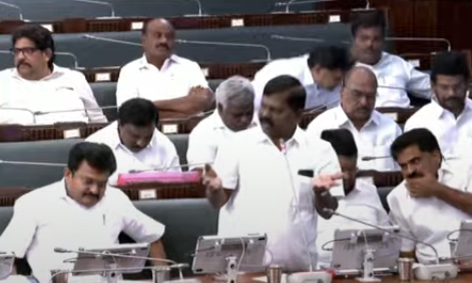 4 மாவட்டங்களில் ரூ.9000 கோடியில் கூட்டுக்குடிநீர் திட்டம்- அமைச்சர் கே.என்.நேரு