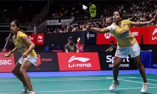 மலேசிய ஓபன் பேட்மிண்டன்: ஜாலி, காயத்ரி கோபிசந்த் ஜோடி அடுத்த சுற்றுக்கு முன்னேற்றம்