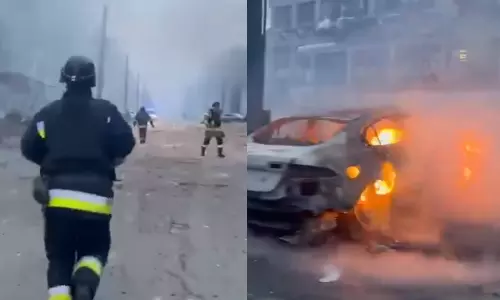 உக்ரைன் மீது வான்வழி தாக்குதல் நடத்திய ரஷியா - 13 பேர் உயிரிழப்பு