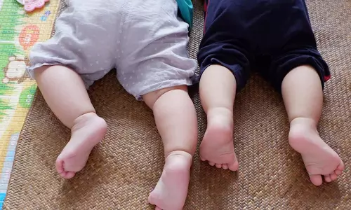 குழந்தை பிறப்பு விகிதத்தை அதிகரிக்கும் முயற்சியில் சீனா, ஜப்பானுடன் இணைந்த ரஷியா