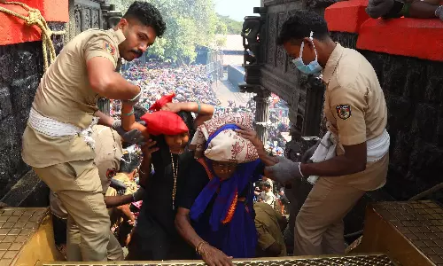 மகரவிளக்கு பூஜை: சபரிமலைக்கு பெருவழிப்பாதை வழியாக செல்ல 4 நாட்கள் தடை