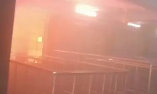 திருப்பதி - லட்டு வினியோக மையத்தில் தீ விபத்து - பரபரப்பு