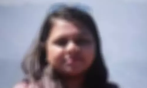 நிர்வாண வீடியோக்களை இணையதளத்தில் வெளியிடுவதாக மிரட்டியதால் பெண் என்ஜினீயர் தற்கொலை