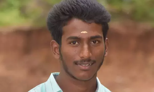 எருது விடும் நிகழ்ச்சியில் மாடு முட்டியதில் வாலிபர் உயிரிழப்பு