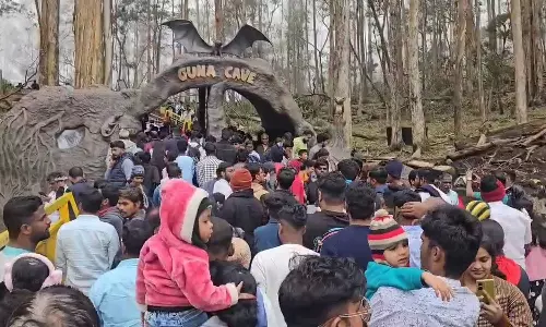 பொங்கல் விடுமுறை முடிந்தும் கொடைக்கானலில் குறையாத சுற்றுலா பயணிகள் கூட்டம்