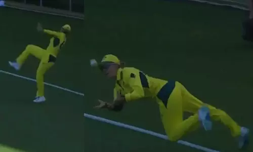 அசத்தலான கேட்ச் பிடித்த ஆஸ்திரேலிய வீராங்கனை - வைரலாகும் வீடியோ