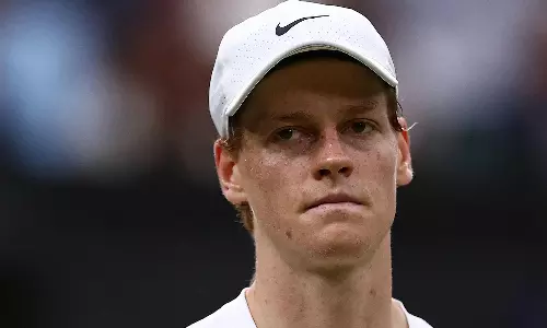 ஆஸ்திரேலிய ஓபன் டென்னிஸ்: 4வது சுற்றுக்கு முன்னேறினர் சின்னர், ரூனே