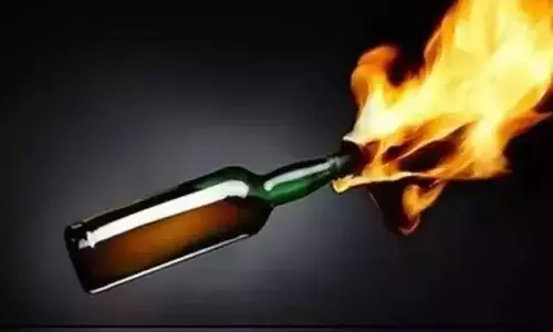 மளிகை கடையில் மண்ணெண்ணெய் குண்டு வீச்சு