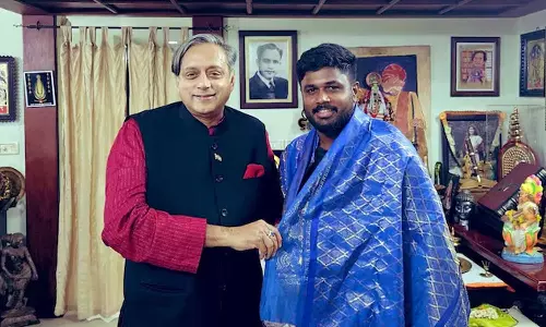 ஈகோவால் ஒரு வீரரின் எதிர்காலத்தை அழிக்கிறார்கள்.. சஞ்சு சாம்சனுக்கு ஆதரவாக பதிவிட்ட சசி தரூர்