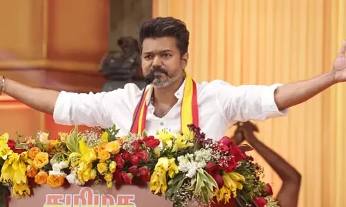 பரந்தூரில் தனியார் திருமண மண்டபத்தில் மக்களை சந்திக்கிறார் விஜய்