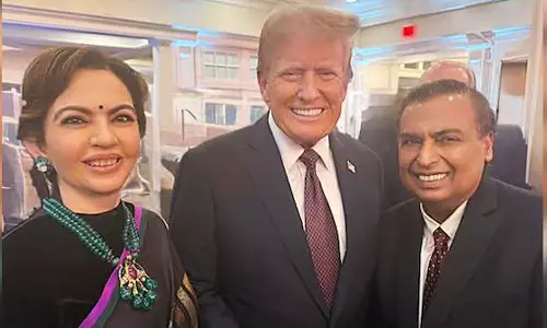 டொனால்டு டிரம்புடன் முகேஷ் அம்பானி தம்பதியினர் சந்திப்பு