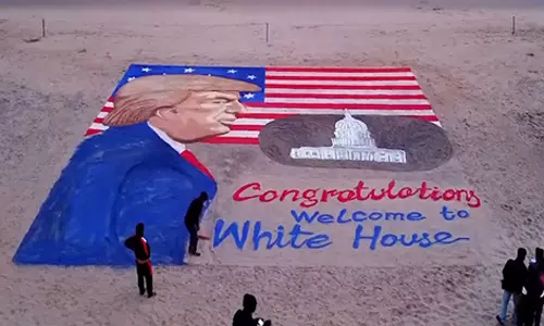 டொனால்டு டிரம்புக்கு மணல் சிற்பம் வரைந்து வாழ்த்து தெரிவித்த சுதர்சன் பட்நாயக்