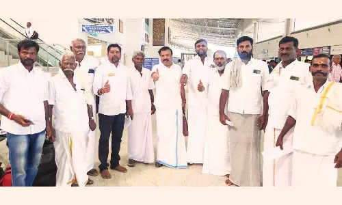 டங்ஸ்டன் திட்டத்தை ரத்து செய்யக்கோரி டெல்லி சென்ற விவசாயிகள்