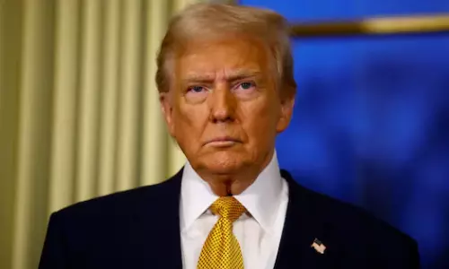 குடியுரிமை விவகாரம்: டிரம்ப் உத்தரவுக்கு தடை கோரி 22 மாநிலங்கள் நீதிமன்றத்தில் மனுத்தாக்கல்