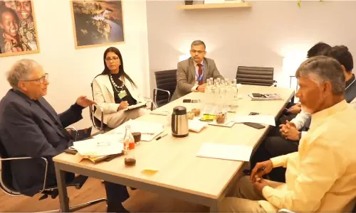 டாவோசில் பில்கேட்சுடன் சந்திரபாபு நாயுடு சந்திப்பு