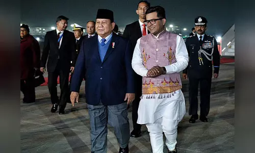குடியரசு தினவிழாவில் பங்கேற்க டெல்லி வந்தடைந்தார் இந்தோனேசிய அதிபர்
