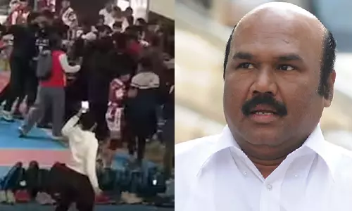 கபடி வீராங்கனைகள் உடலில் காயங்களுடன் நாளை வரை ரெயிலுக்கு காத்திருக்க வேண்டுமா?: ஜெயக்குமார் கண்டனம்