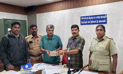 ஈரோடு கிழக்கு தொகுதியில் ஒரே நாளில் ரூ.9 லட்சம் பறிமுதல்