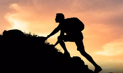 வாழ நினைத்தால் வாழலாம்!