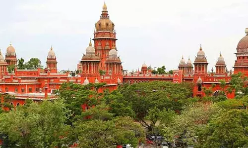 வெளிநாட்டு கைதிகளை மனிதத்தன்மையுடன் நடத்த வேண்டும்- ஐகோர்ட் அறிவுரை