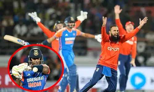 ஆதில் ரஷீத் பந்து வீச்சு ஆட்டத்தையே மாற்றியது..  தோல்வி குறித்து பேசிய சூர்யகுமார் யாதவ்