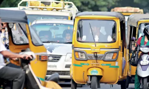 பிப்ரவரி.1 முதல் கட்டணம் உயர்வு- ஆட்டோ ஓட்டுநர் சங்கங்கள் திட்டவட்டம்