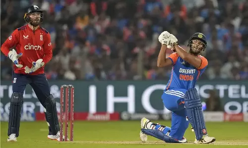 வீறு கொண்டு எழுந்த பாண்ட்யா, ஷிவம் துபே: இங்கிலாந்துக்கு 182 ரன்களை இலக்காக நிர்ணயித்தது இந்தியா