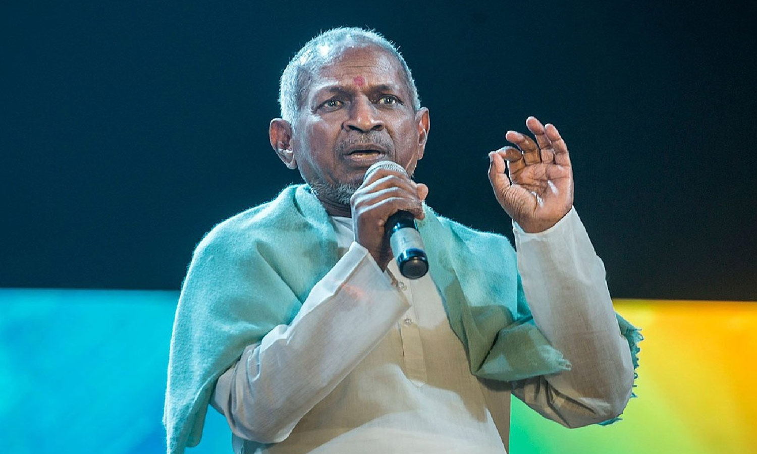 என் இனிய பொன் நிலாவே பாடலுக்கு இளையராஜா காப்புரிமை கோர முடியாது: டெல்லி ஐகோர்ட்  அதிரடி