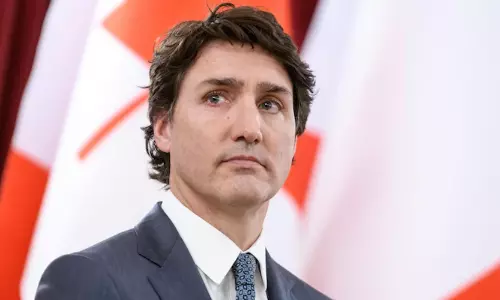 கனடாவில் அமெரிக்க பொருட்களுக்கு 25% வரி - ஜஸ்டின் ட்ரூடோ அதிரடி