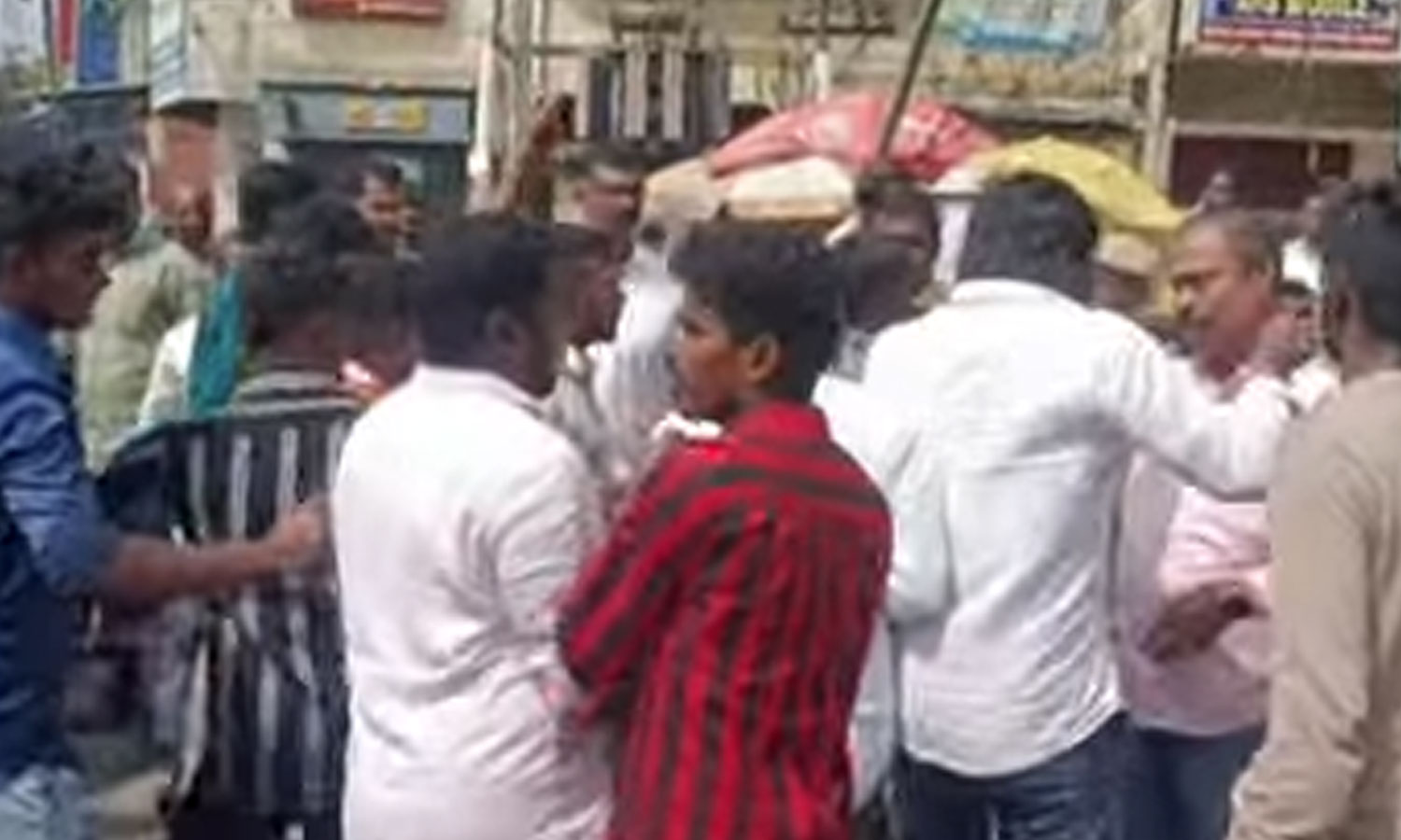 ஈரோட்டில் நாதக- தபெதிகவினர் இடையே மோதல்