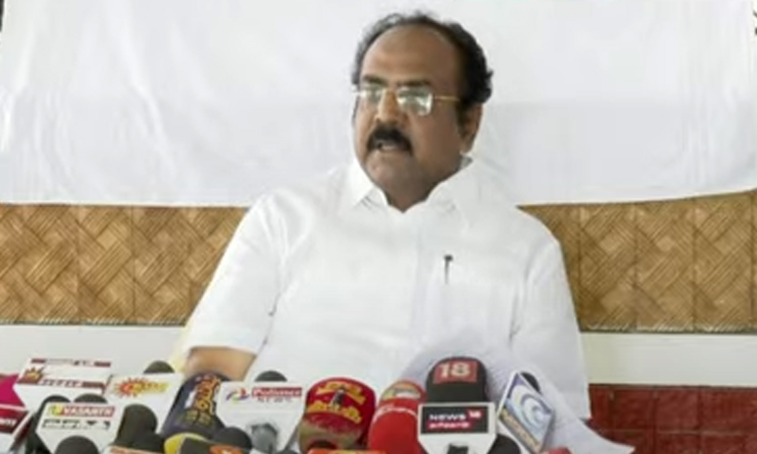 தமிழ் இனத்தின் பெருமை, வரலாறு உலகெங்கும் கொடி கட்டி பறக்கட்டும்- அமைச்சர் தங்கம் தென்னரசு