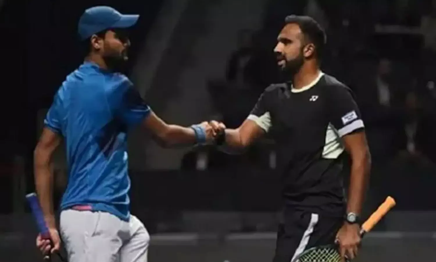 டேவிஸ் கோப்பை: இரட்டையர் பிரிவில் இந்திய அணி வெற்றி