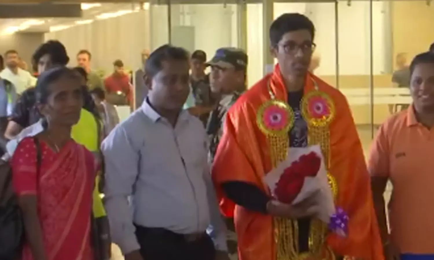 குகேஷுடன் மோதிய டை பிரேக்கர் பரபரப்பாக இருந்தது- பிரக்ஞானந்தா குகேஷுடன் மோதிய டை பிரேக்கர் பரபரப்பாக இருந்தது- பிரக்ஞானந்தா