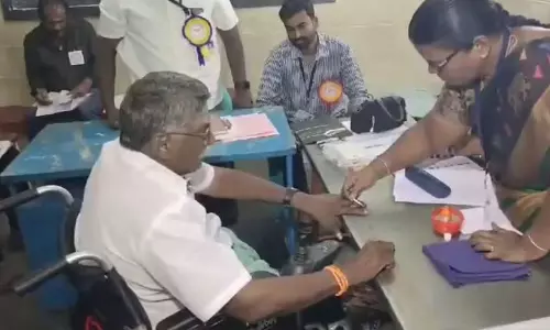 ஈரோடு கிழக்கு இடைத்தேர்தல் வாக்குப் பதிவு நிறைவு- 5 மணி நிலவரப்படி 64.02% வாக்குகள் பதிவு