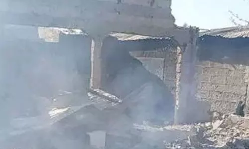 நைஜீரியாவில் சோகம்: பள்ளியில் ஏற்பட்ட தீ விபத்தில் சிக்கி 17 மாணவர்கள் பலி