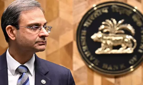 வீடு, வாகனக் கடன்களுக்கான EMI குறைகிறது - ரெப்போ வட்டி விகிதத்தை குறைத்த RBI