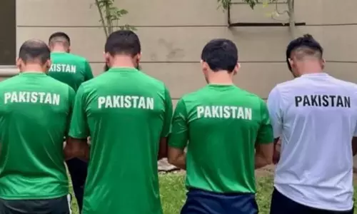 பாகிஸ்தான் கால்பந்து கூட்டமைப்புக்கு மீண்டும் தடை: பிபா அதிரடி