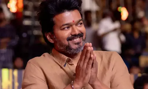 அண்ணா... அண்ணா என்று பாசமாக அழைத்த சிறுமி... விஜயின் லேட்டஸ்ட் வீடியோ வைரல்