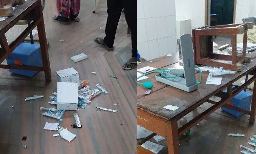 அரசு ஆஸ்பத்திரியை சூறையாடிய குடிமகன்கள்- நர்சுகள், ஊழியர்கள் அலறியடித்து ஓட்டம்