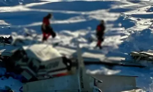 அமெரிக்காவில் மாயமான விமானம்- விபத்தில் சிக்கி  10 பேர் பலி